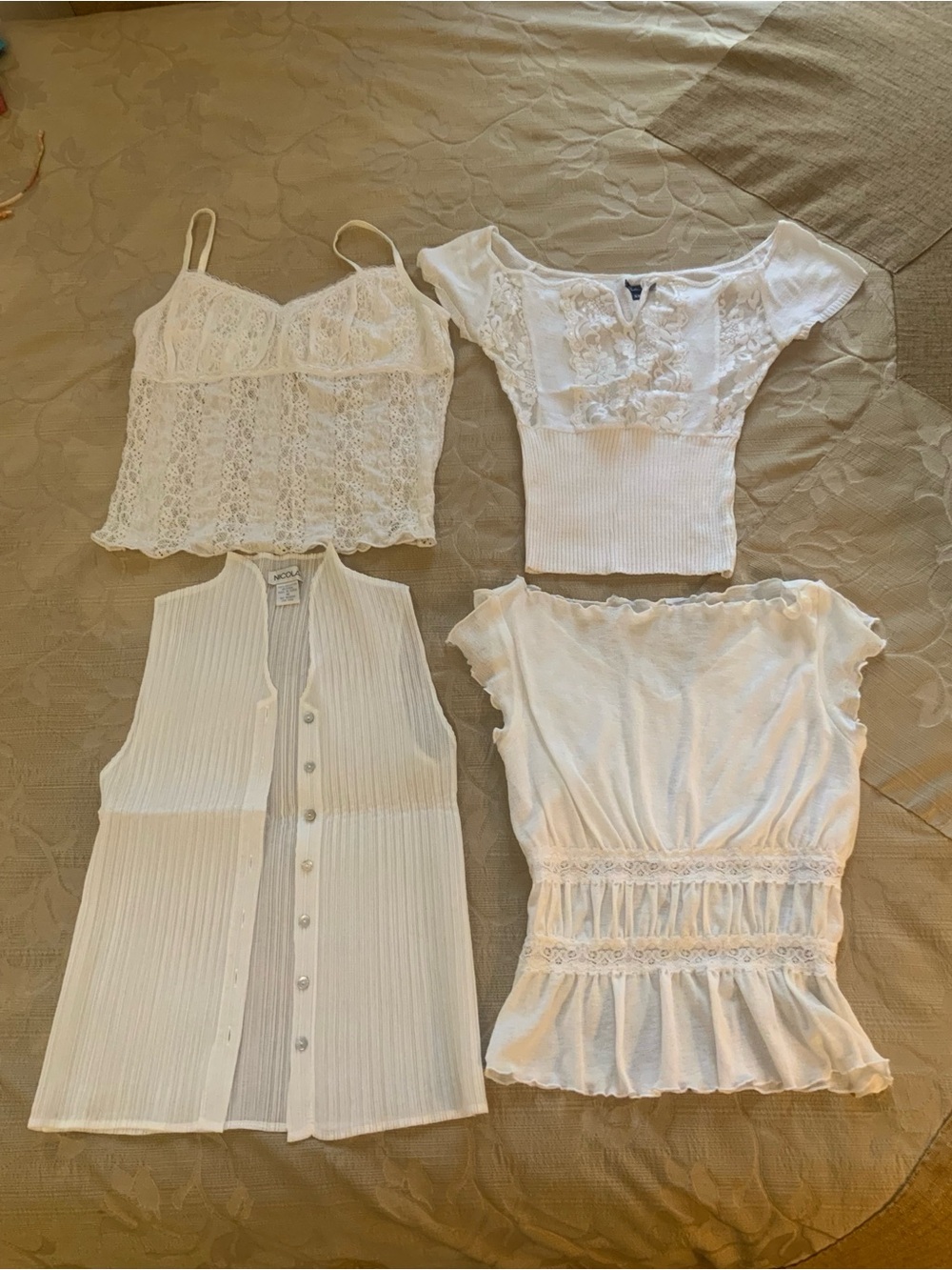 Bundle (4) White Lace Tops Camisole Off-Shoulder Peasant Fairycore Y2K Size:S